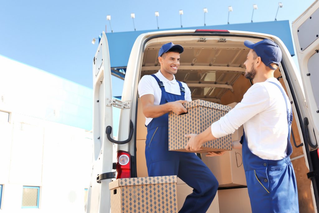 How to be Careful While Choosing Packers and Movers?